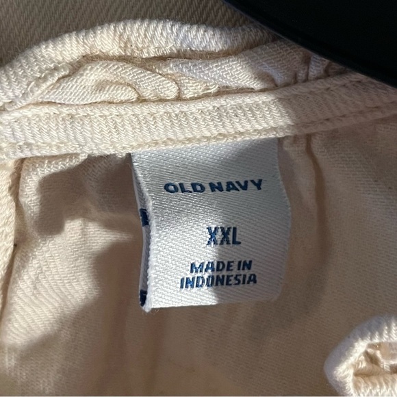 Old Navy Women’s Cotton Denim Look Blouse - Picture 3 of 8